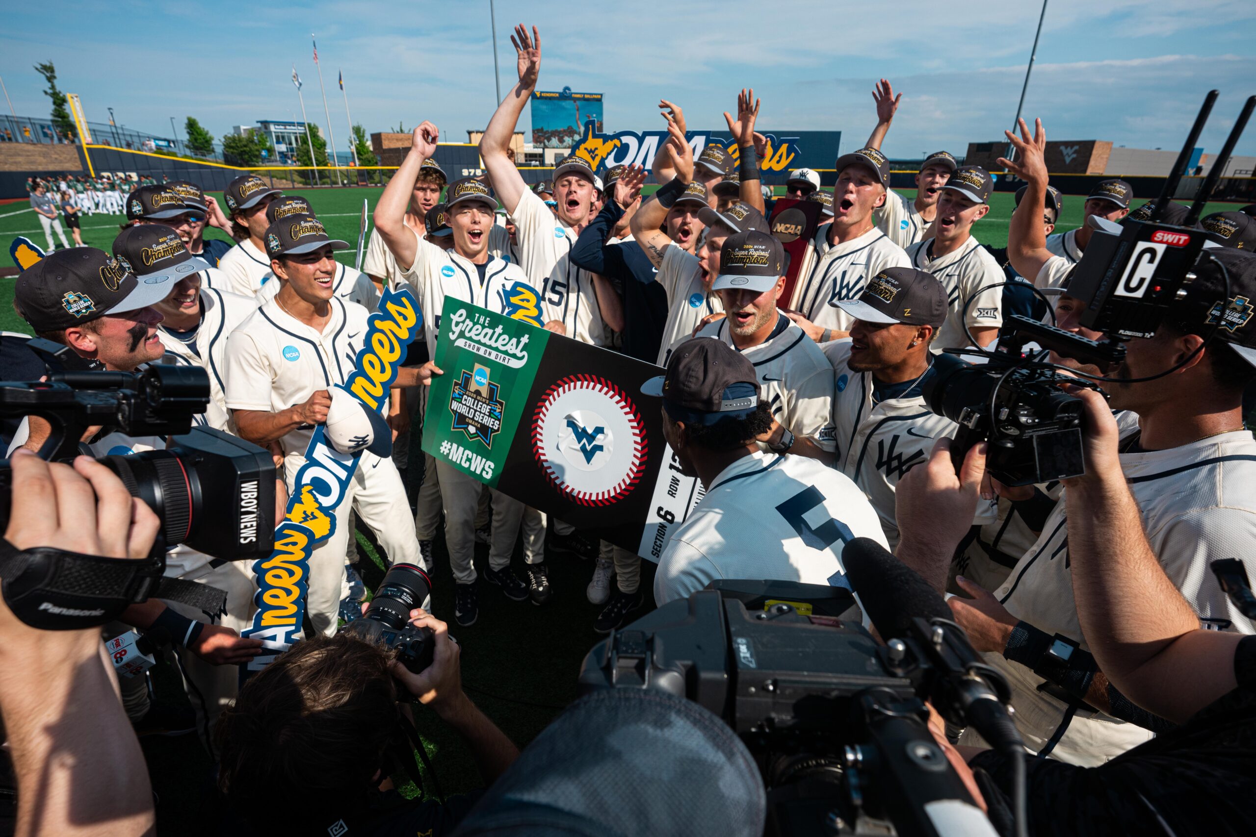 Oh my, Omaha. WVU is headed to College World Series after 17-1 win over Cal Poly